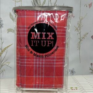 MIX IT UP ! Plaid Pillowcase
